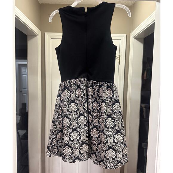 Fab'rik Beaded Collar Black & White Dress - Size Small - Picture 3 of 4